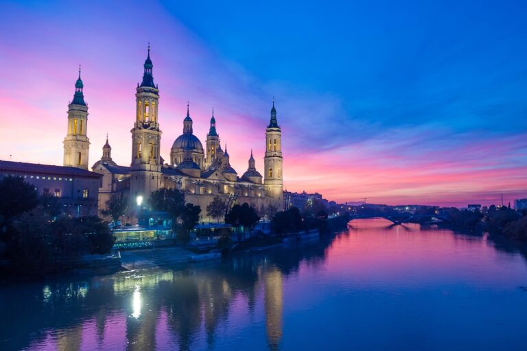 How many days do you need in Zaragoza Spain?